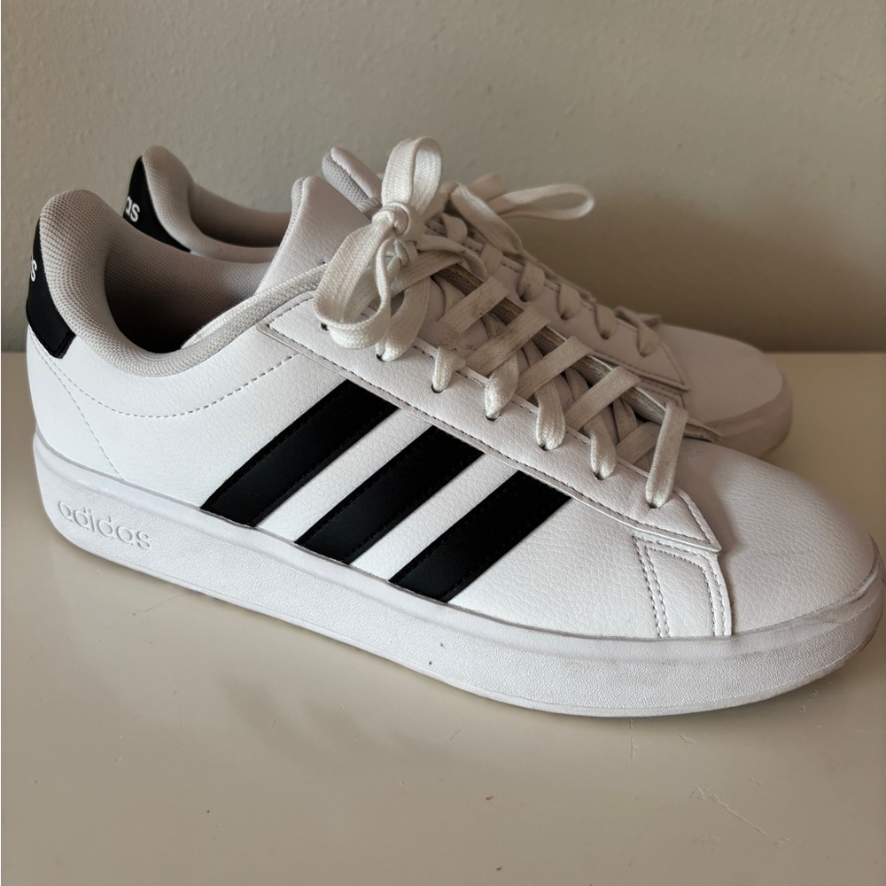 Adidas Grand Court Shoes
